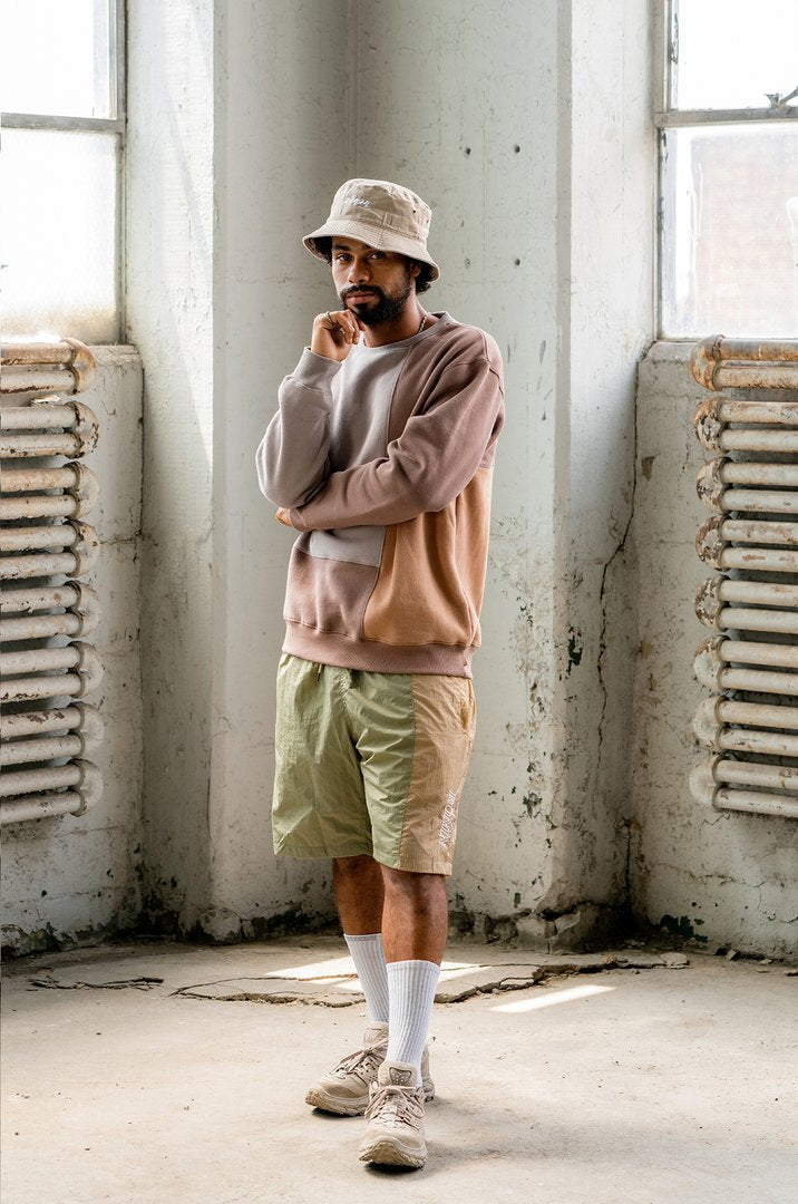 Load image into Gallery viewer, Panelled Crewneck - Grey|Taupe|Wheat
