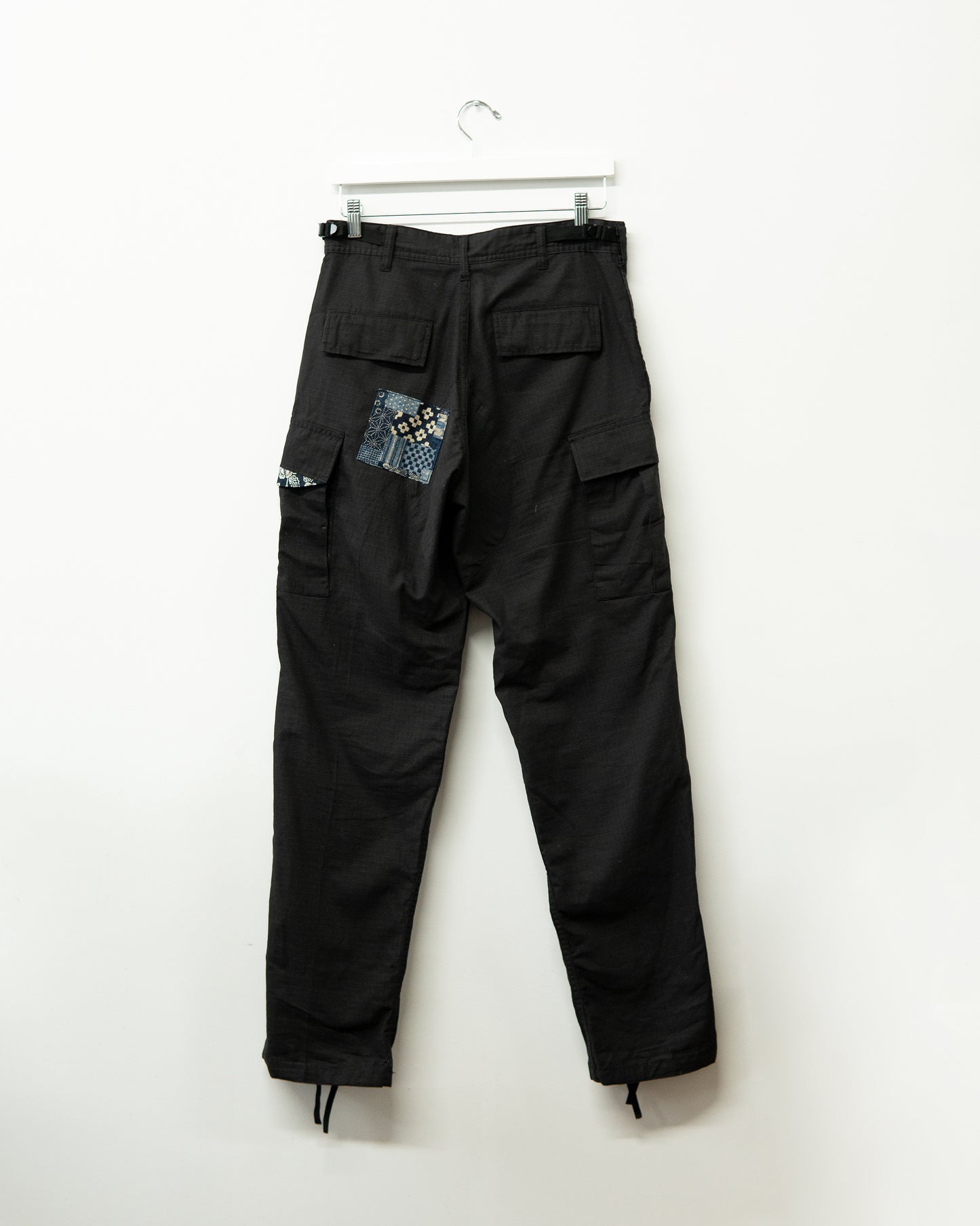 Load image into Gallery viewer, Sample Pant - Black
